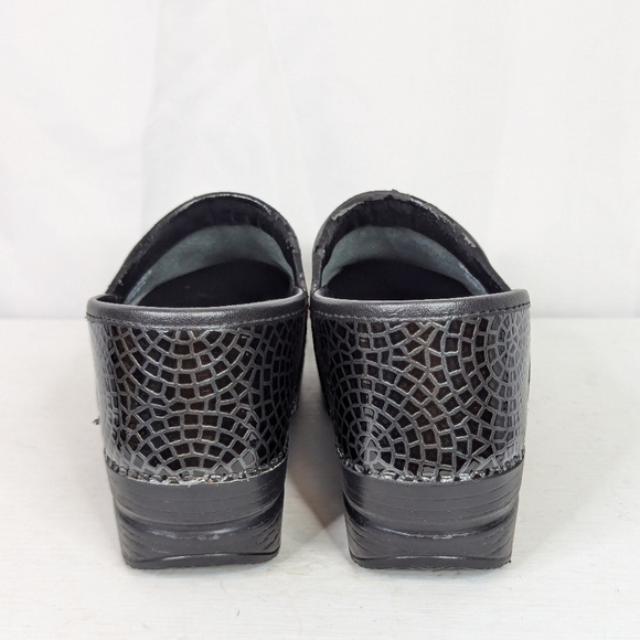 Dansko Grey Black Patent Tooled Geometric Mosaic Leather Professional Clogs - Picture 7 of 7